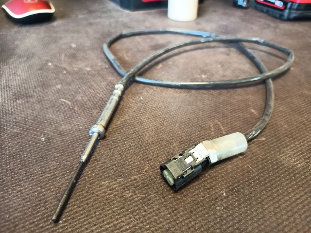 bontott BMW 2 Kipufogó Hőmérséklet Érzékelő