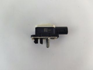 bontott BMW 2 Központi Ütközés Érzékelő