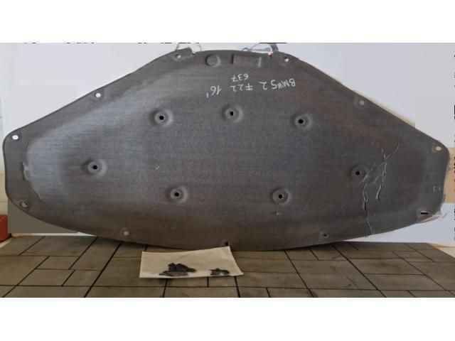 bontott BMW 2 Motorháztető Szigetelés