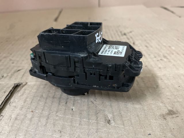 bontott BMW 2 Rádió / CD Kapcsoló