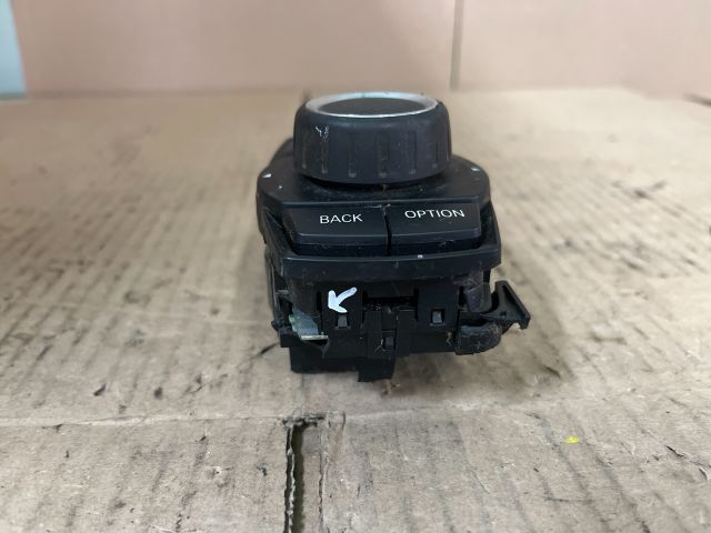 bontott BMW 2 Rádió / CD Kapcsoló