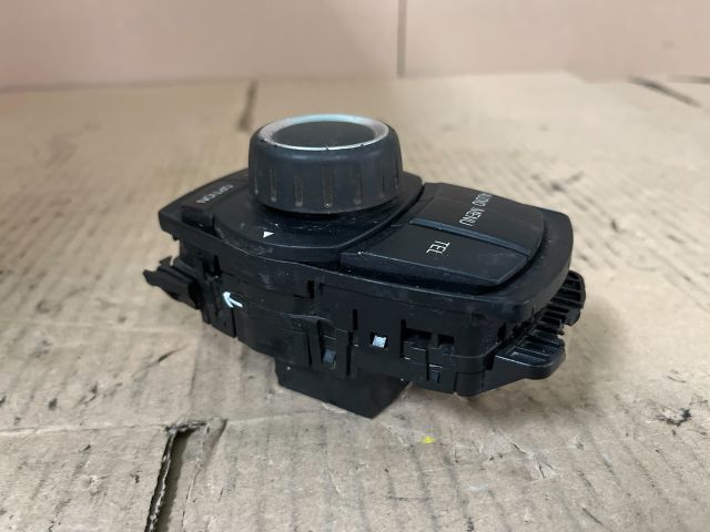 bontott BMW 2 Rádió / CD Kapcsoló