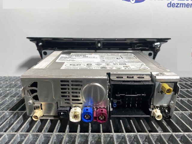 bontott BMW 2 Rádió / CD