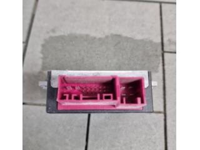 bontott BMW 2 Üzemanyag Befecskendező Vezérlő