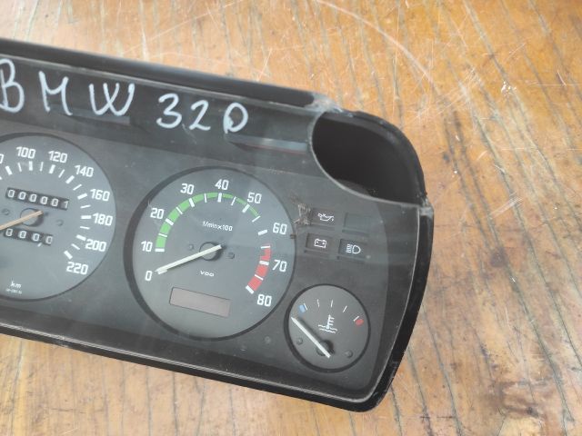 bontott BMW 3 E21 Kilométeróra