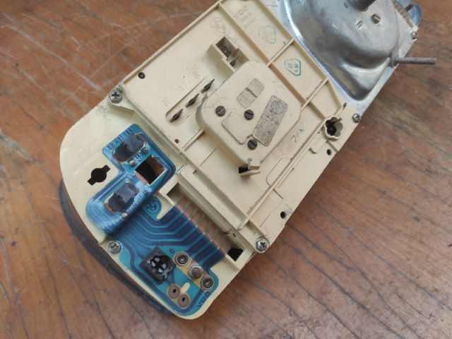 bontott BMW 3 E21 Kilométeróra