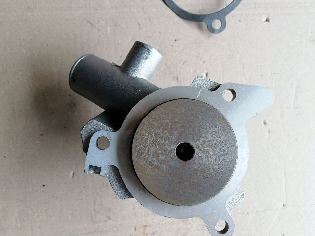 bontott BMW 3 E21 Vízpumpa