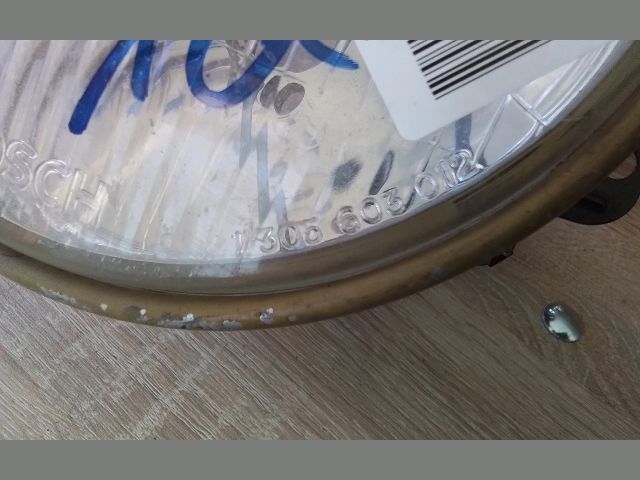 bontott BMW 3 E21 Bal Fényszóró