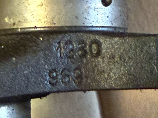 bontott BMW 3 E30 Főtengely (Magában)