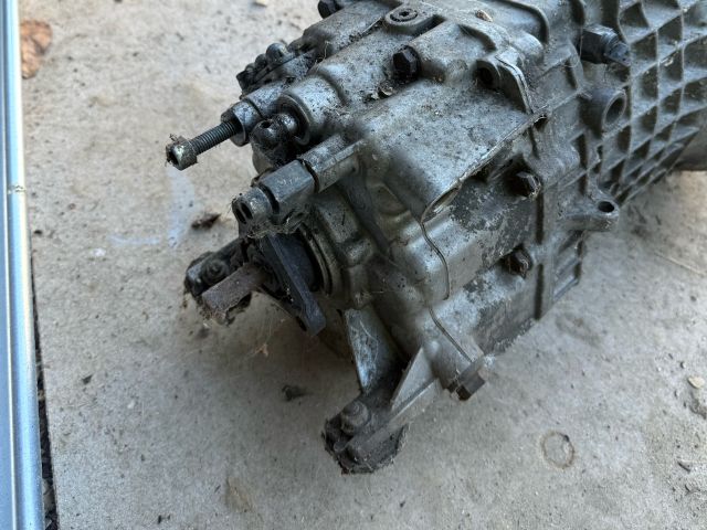 bontott BMW 3 E30 Váltó (Mechanikus)