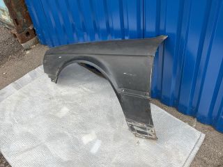 bontott BMW 3 E30 Bal első Sárvédő