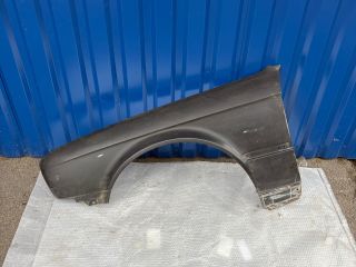bontott BMW 3 E30 Bal első Sárvédő
