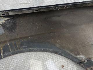 bontott BMW 3 E30 Bal első Sárvédő