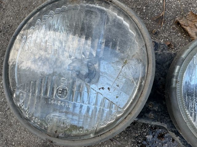 bontott BMW 3 E30 Bal Fényszóró