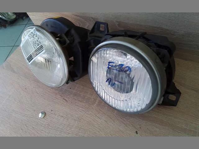 bontott BMW 3 E30 Bal Fényszóró
