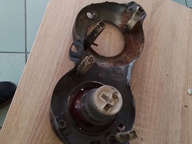 bontott BMW 3 E30 Bal Fényszóró