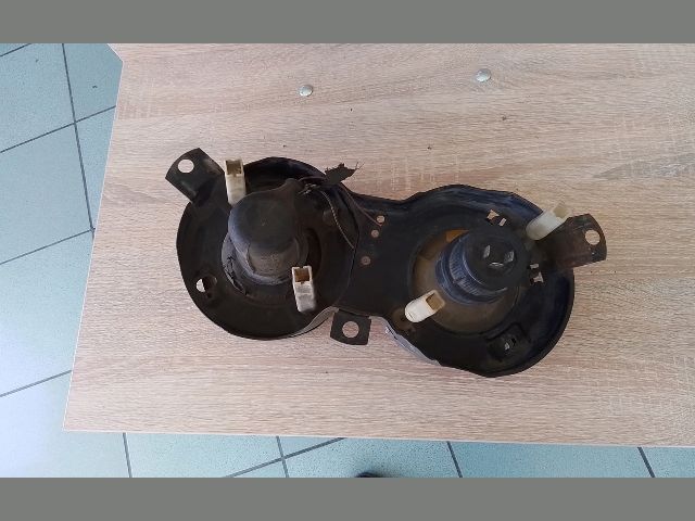 bontott BMW 3 E30 Bal Fényszóró