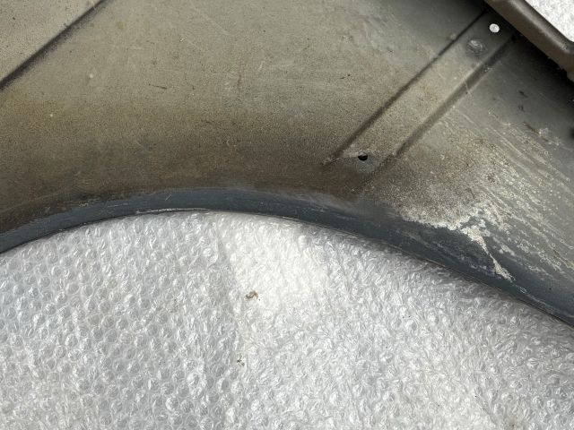 bontott BMW 3 E30 Jobb első Sárvédő