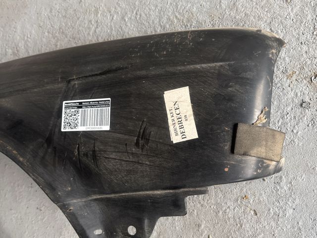 bontott BMW 3 E30 Jobb első Sárvédő