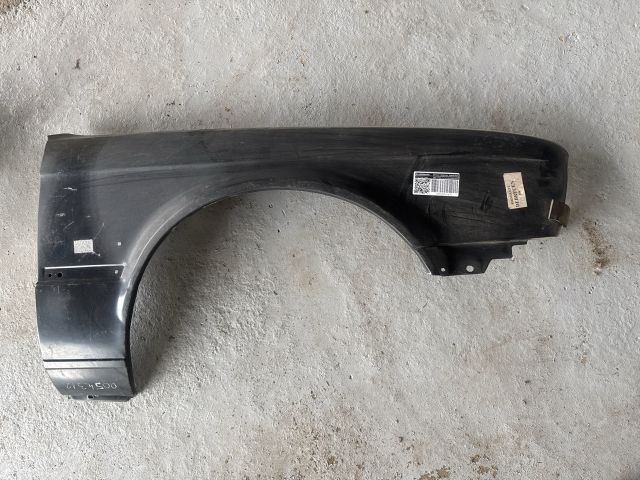 bontott BMW 3 E30 Jobb első Sárvédő