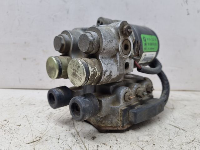 bontott BMW 3 E36 ABS Kocka