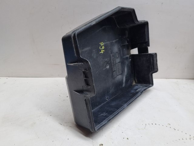 bontott BMW 3 E36 Akkumulátor Fedél