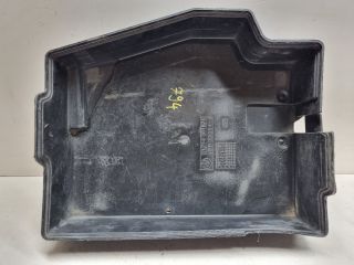 bontott BMW 3 E36 Akkumulátor Fedél