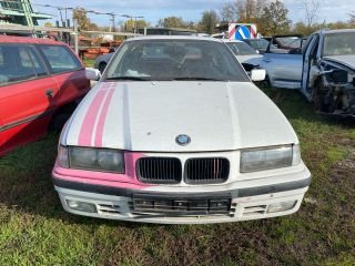 bontott BMW 3 E36 Bal első Csonkállvány Kerékaggyal