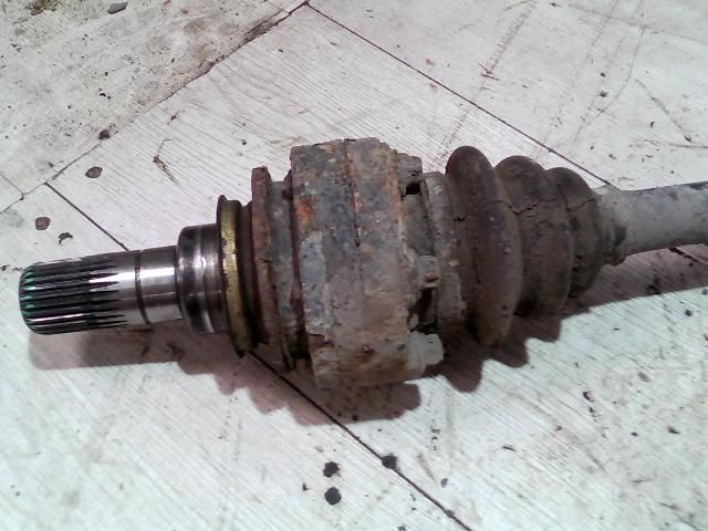 bontott BMW 3 E36 Bal hátsó Féltengely