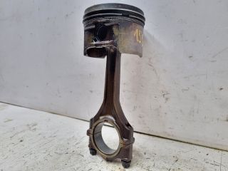 bontott BMW 3 E36 Dugattyú és Hajtókar