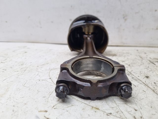 bontott BMW 3 E36 Dugattyú és Hajtókar