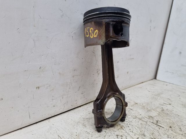 bontott BMW 3 E36 Dugattyú és Hajtókar