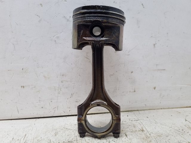 bontott BMW 3 E36 Dugattyú és Hajtókar