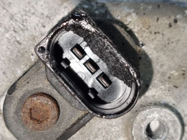 bontott BMW 3 E36 Első Felső Vezérlés Burkolat