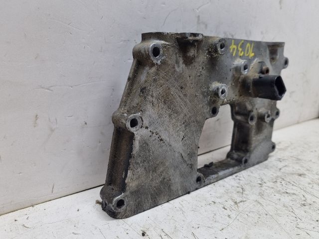 bontott BMW 3 E36 Első Felső Vezérlés Burkolat