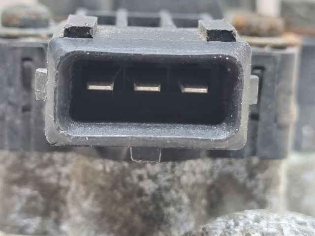 bontott BMW 3 E36 Fojtószelep (Mechanikus)