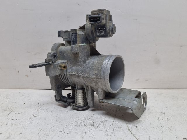 bontott BMW 3 E36 Fojtószelep (Mechanikus)