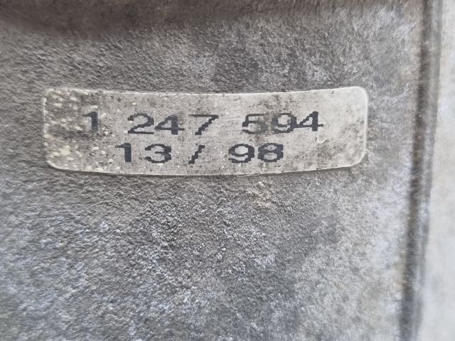 bontott BMW 3 E36 Fojtószelep (Mechanikus)