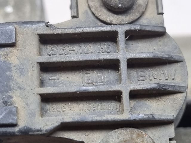 bontott BMW 3 E36 Fojtószelep (Mechanikus)