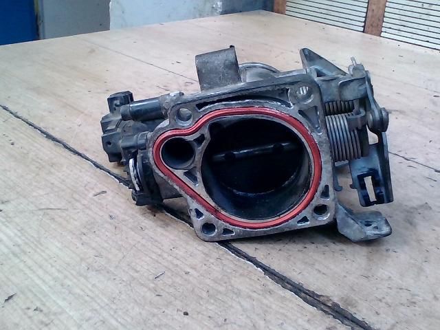 bontott BMW 3 E36 Fojtószelep (Mechanikus)