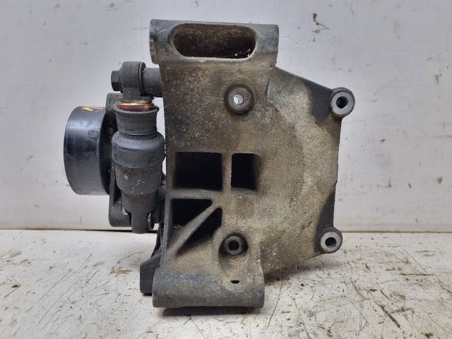 bontott BMW 3 E36 Generátor Tartó Bak