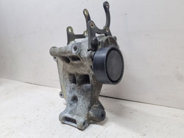 bontott BMW 3 E36 Generátor Tartó Bak