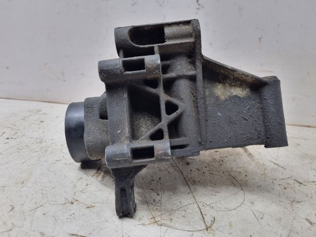 bontott BMW 3 E36 Generátor Tartó Bak