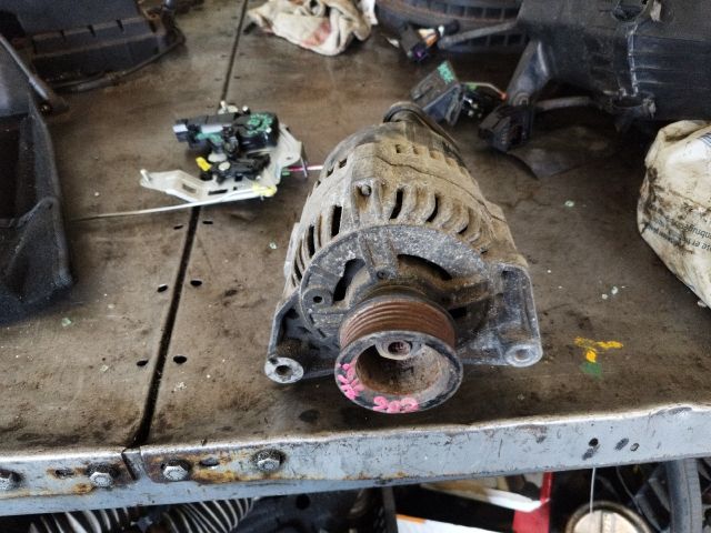 bontott BMW 3 E36 Generátor