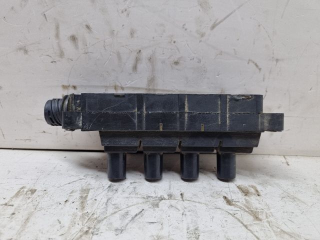 bontott BMW 3 E36 Gyújtótrafó