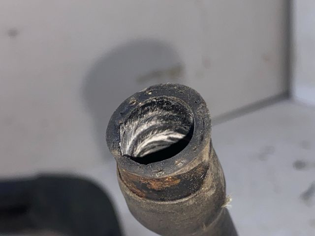 bontott BMW 3 E36 Kartergázcső