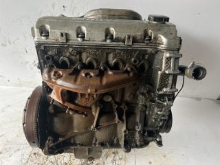 bontott BMW 3 E36 Motor (Fűzött blokk hengerfejjel)