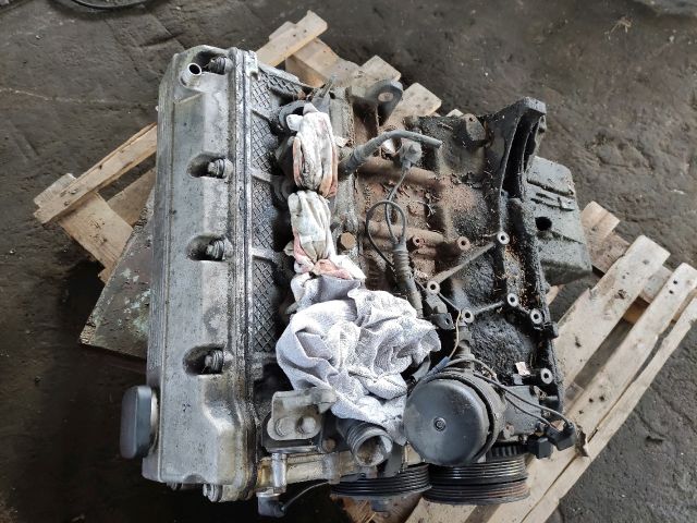 bontott BMW 3 E36 Motor (Fűzött blokk hengerfejjel)