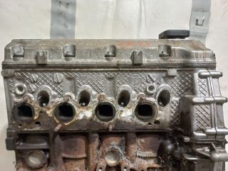 bontott BMW 3 E36 Motor (Fűzött blokk hengerfejjel)