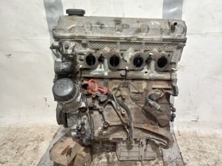 bontott BMW 3 E36 Motor (Fűzött blokk hengerfejjel)